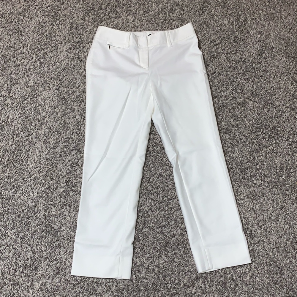 WHBM White Crop Leg Pants